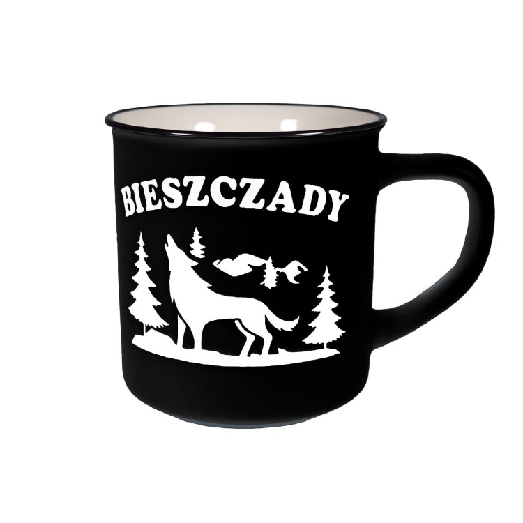 KUBEK_BIESZCZADY_WILK_CZARNY.jpg